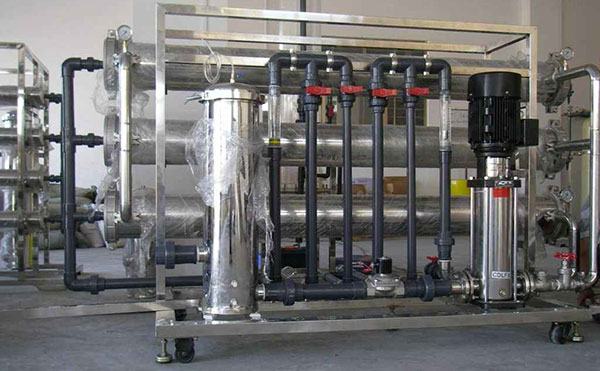反滲透純水去離子水設(shè)備產(chǎn)品性能優(yōu)勢有哪些 反滲透純水去離子水設(shè)備產(chǎn)品性能優(yōu)勢有哪些