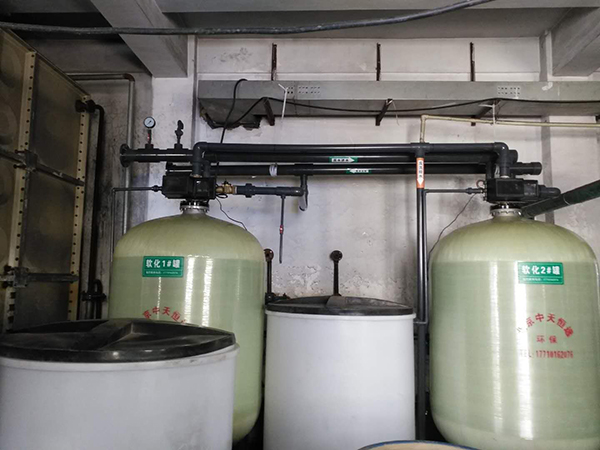 天津換熱站采購35T雙罐同時運行全自動水處理設備 天津換熱站采購35T雙罐同時運行全自動水處理設備