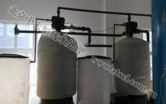 工業產能不斷提高,付出的代價就是污染了水源 工業產能不斷提高,付出的代價就是污染了水源